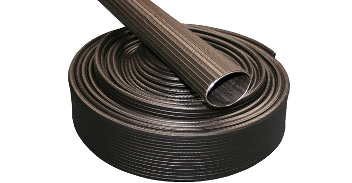 Ribbed black pvc/nitrile flat rollable hose | Ribbed black pvc/nitrile flat rollable hose is designed for fluid transfer in the food and beverage industry